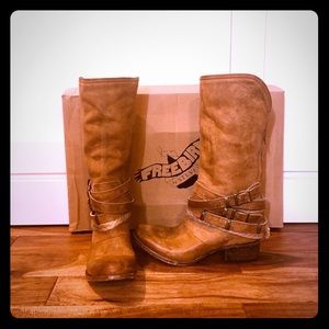 *SOLD* Freebird Drove Boots Sz 9